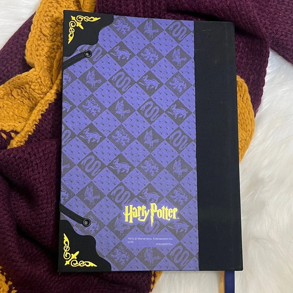 Wizarding World Of Harry Potter cozy gryffindor